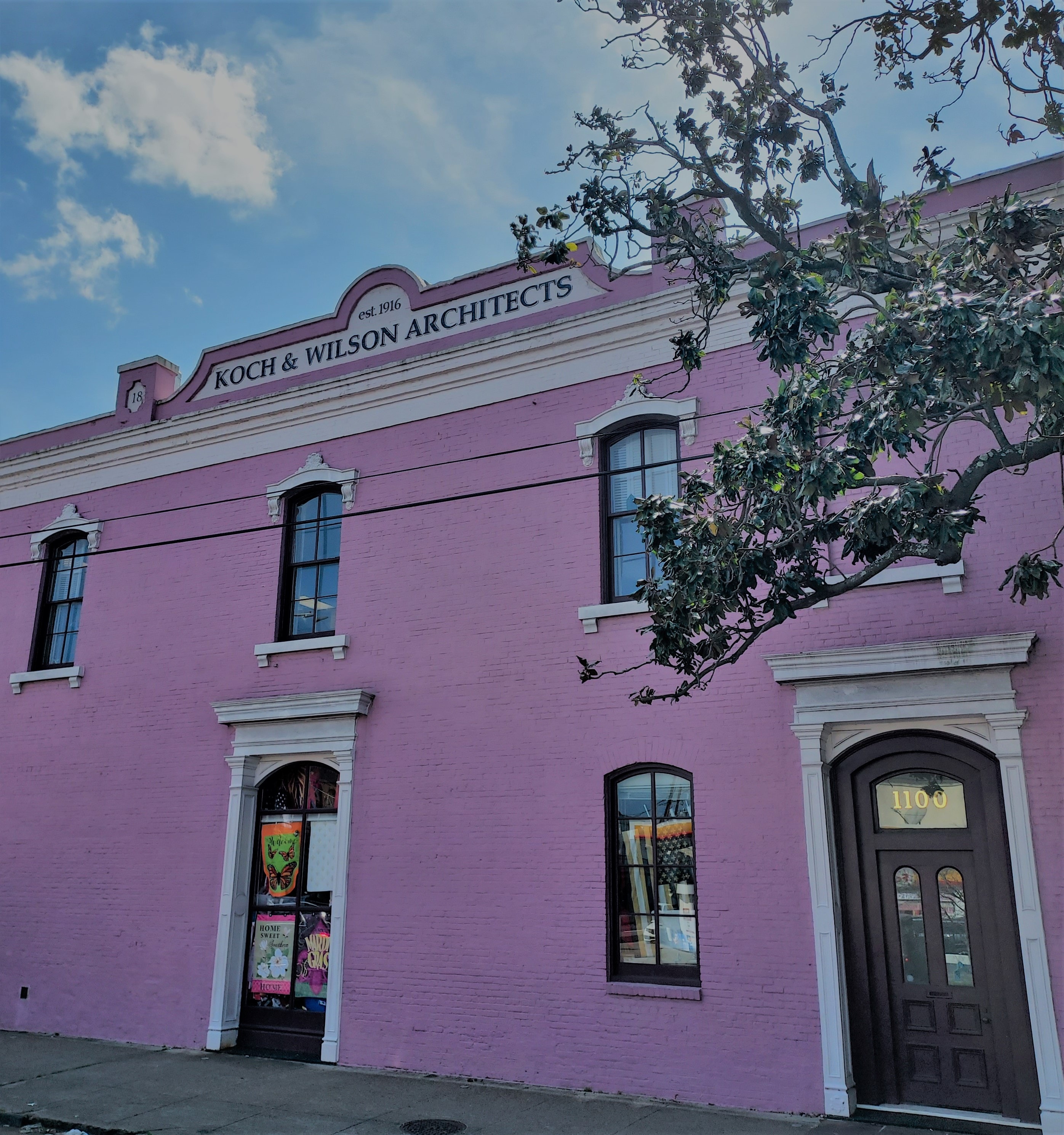 Koch and Wilson Architects logo